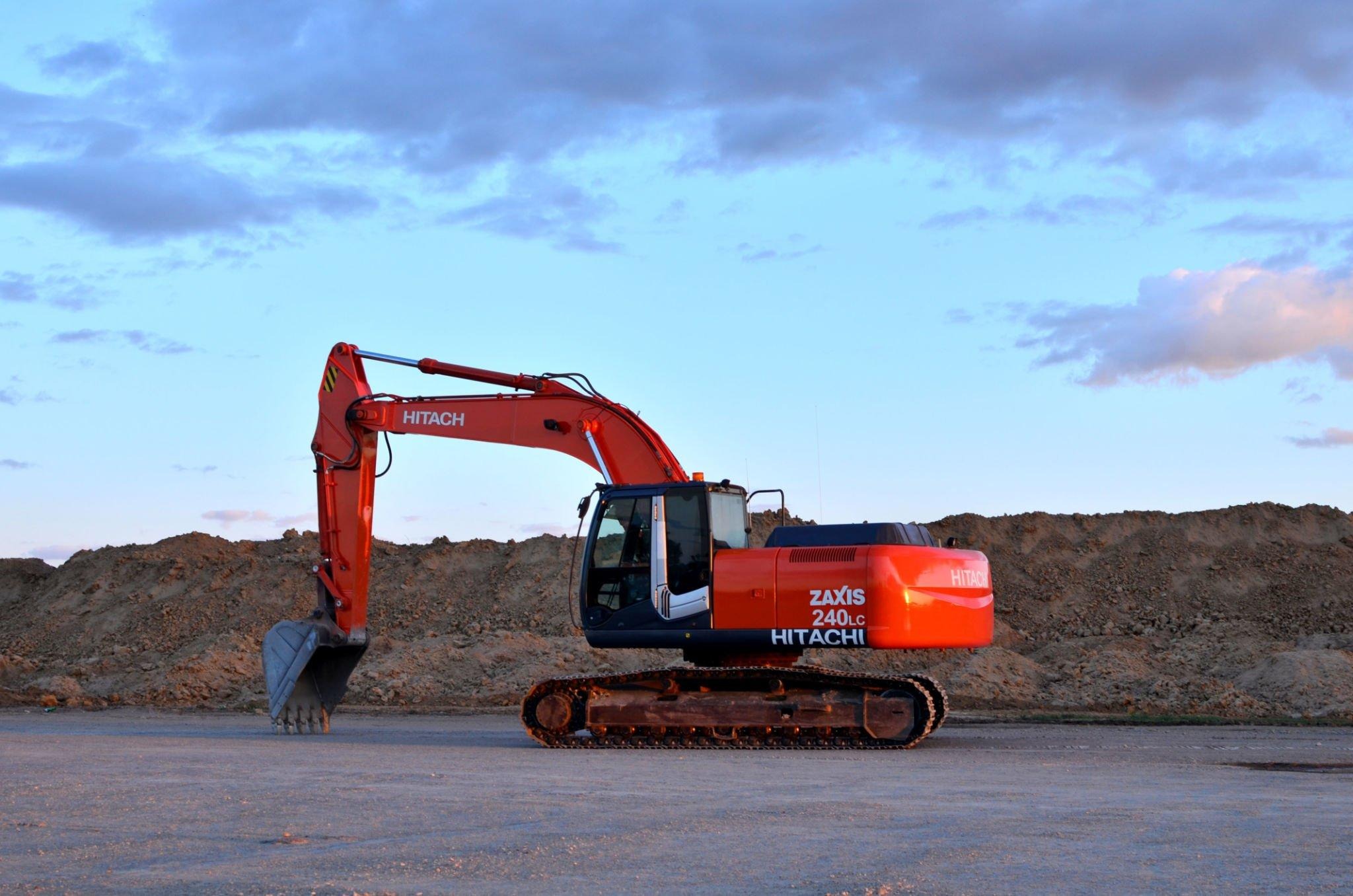 hitachi-excavator